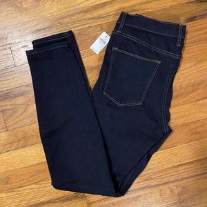 Gap mid rise true skinny jeans